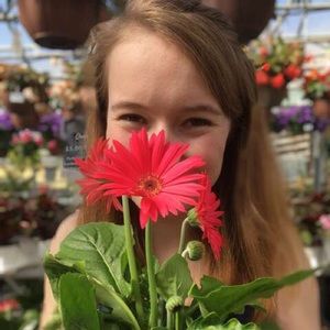 Meet your Posher, Emily